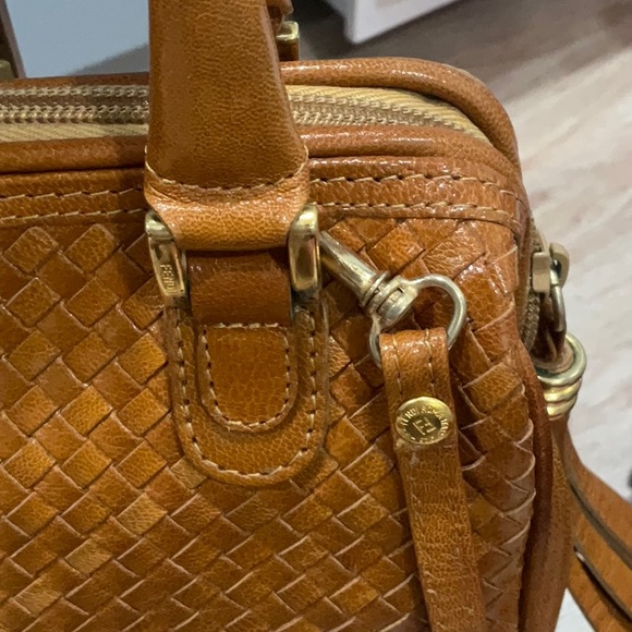 ❌Sold❌Vintage Fendi Brown Woven Leather Small Crossbody Bag - Picture 9 of 16